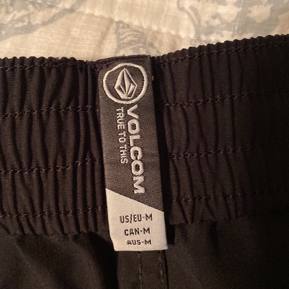 Volcom shorts bundle - Picture 4 of 6